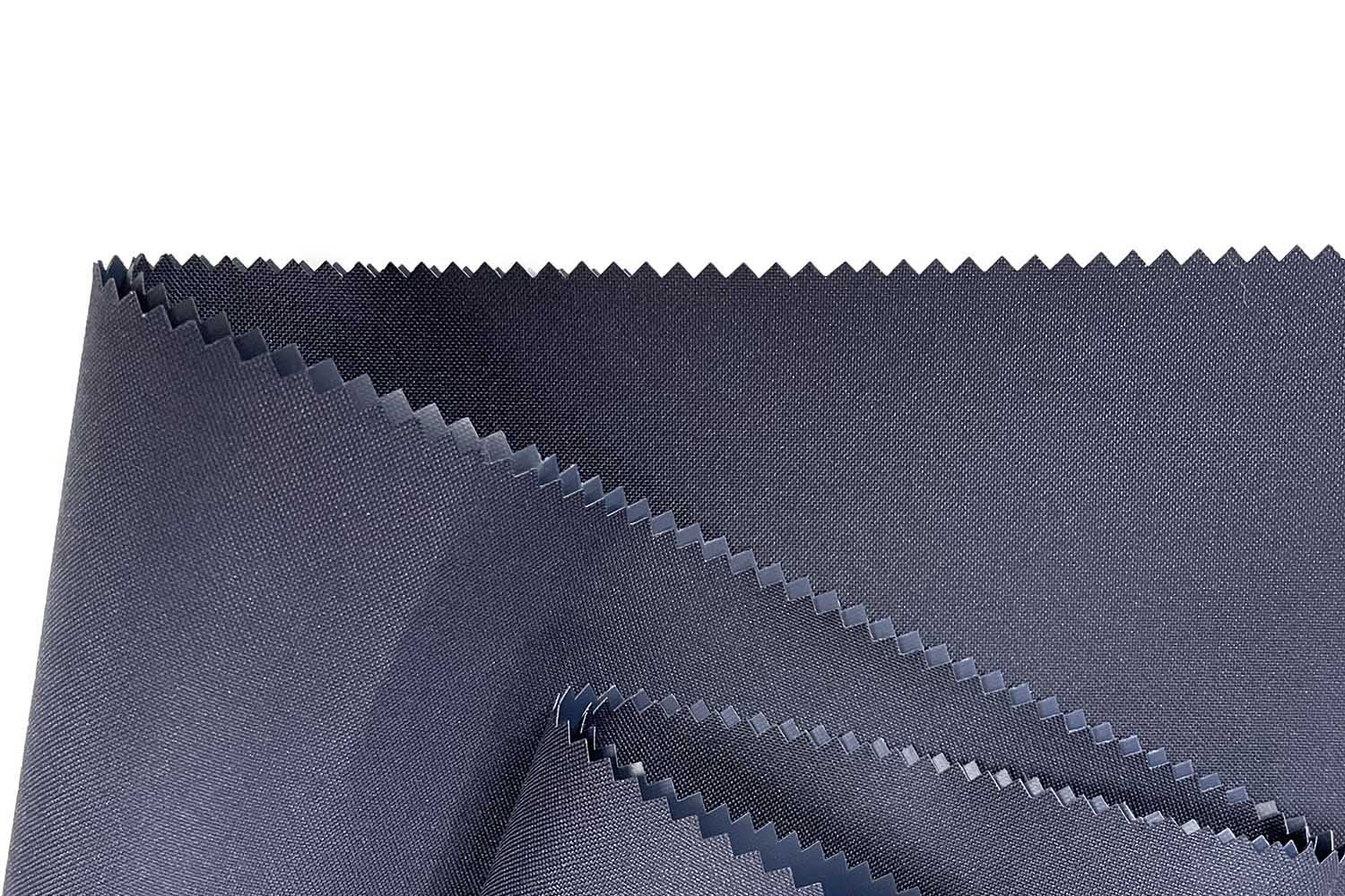 Fabrik Oxford 300D/108T dengan PVC bersalut